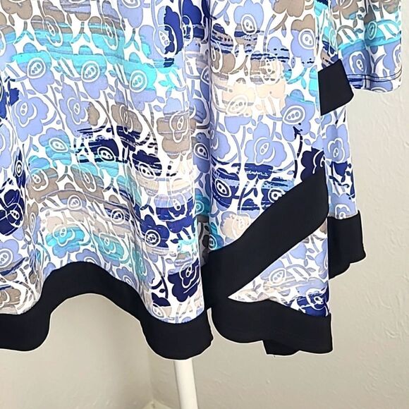 Fashion Caribe Blues & Teal Swing Tunic Top with Black Trim, Size 2X - Picture 4 of 10